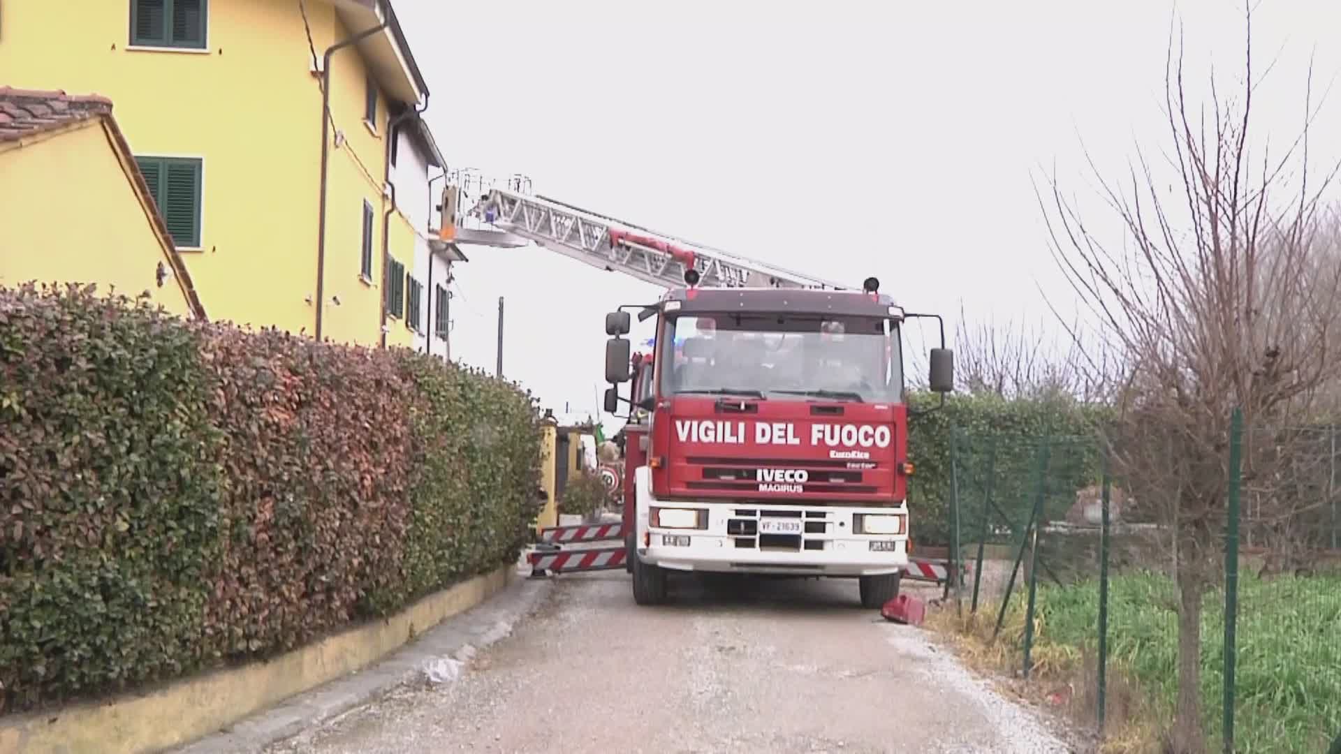 Ponte Buggianese: incendio in una casa bifamiliare a Vione