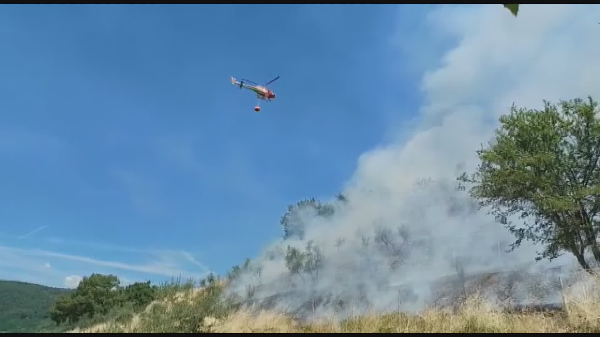 Incendio a Candeglia e Santomato (Pt)