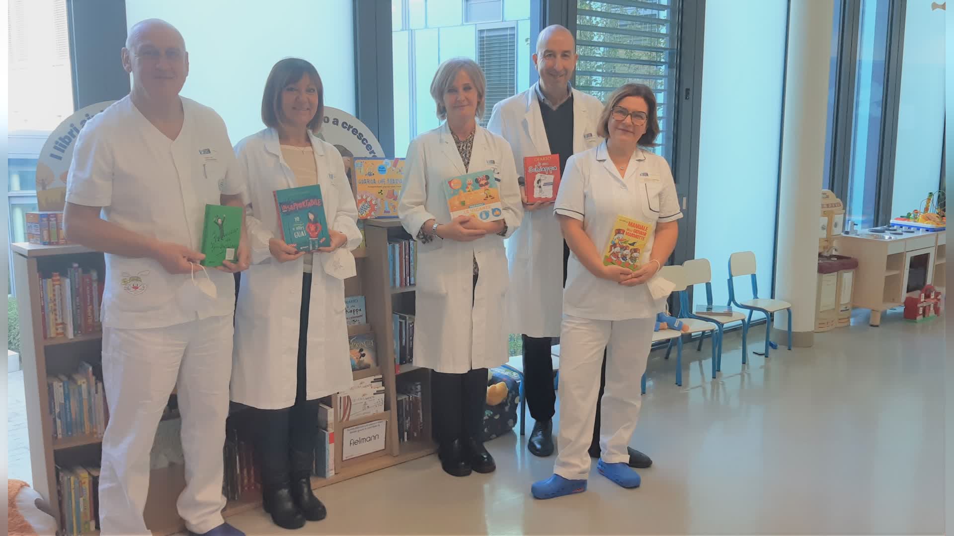 Pistoia: Libri per Bambini donati all'Ospedale