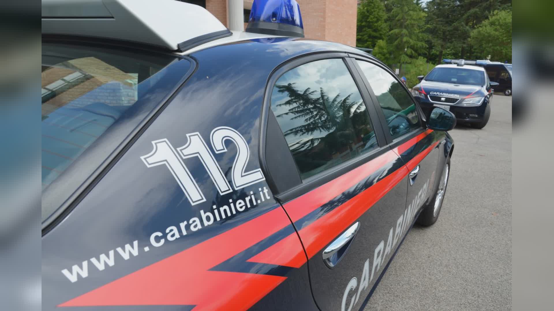 Carabinieri arrestano spacciatore in Piazza Resistenza