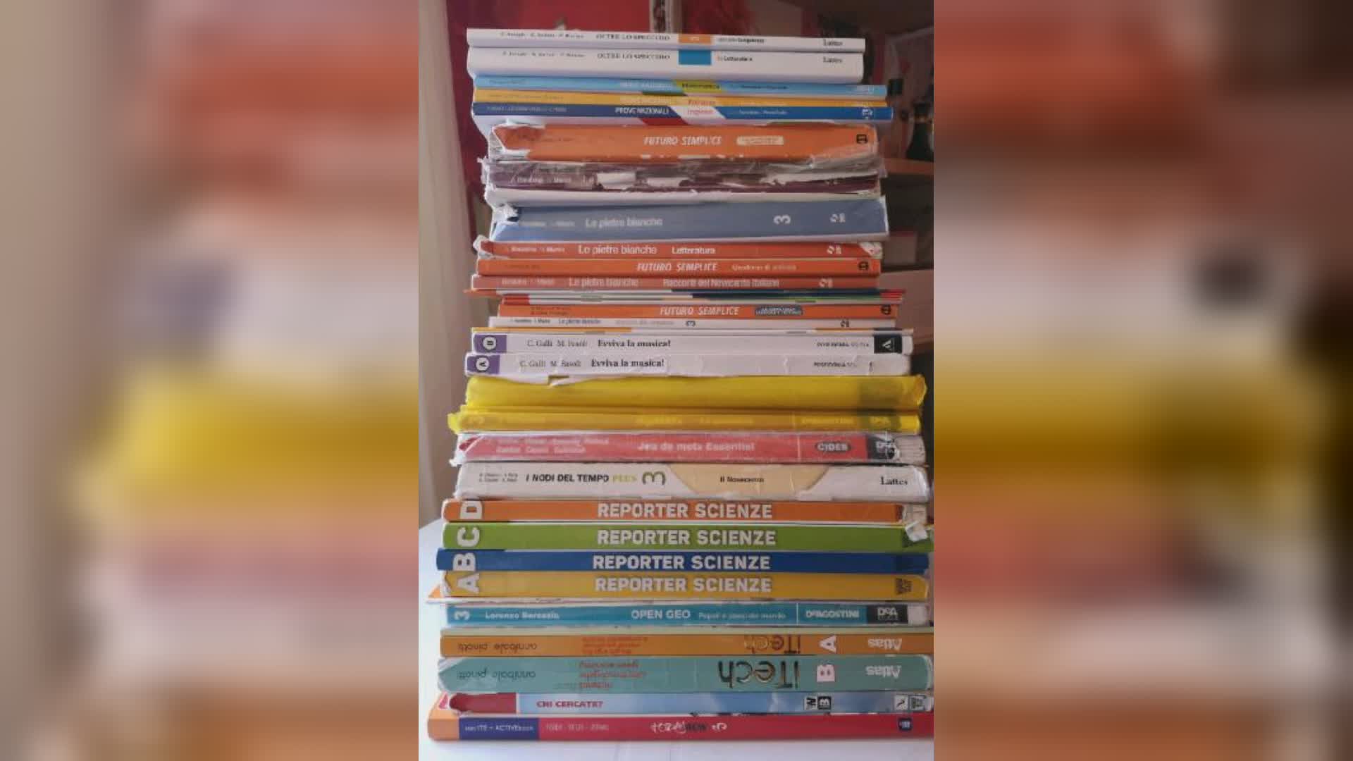 Pistoia e provincia: donati 370 libri per le scuole