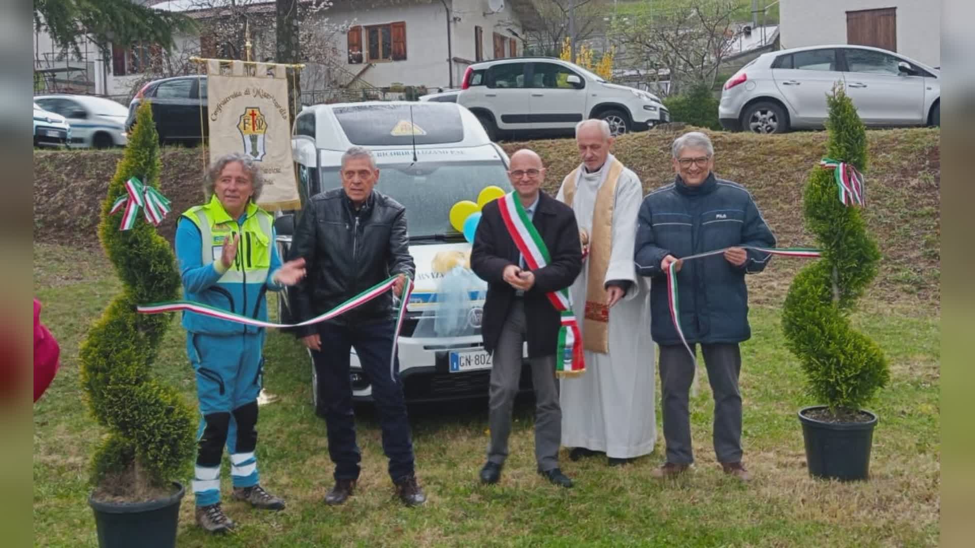 Un nuovo mezzo per la Misericordia di Lizzano P.se