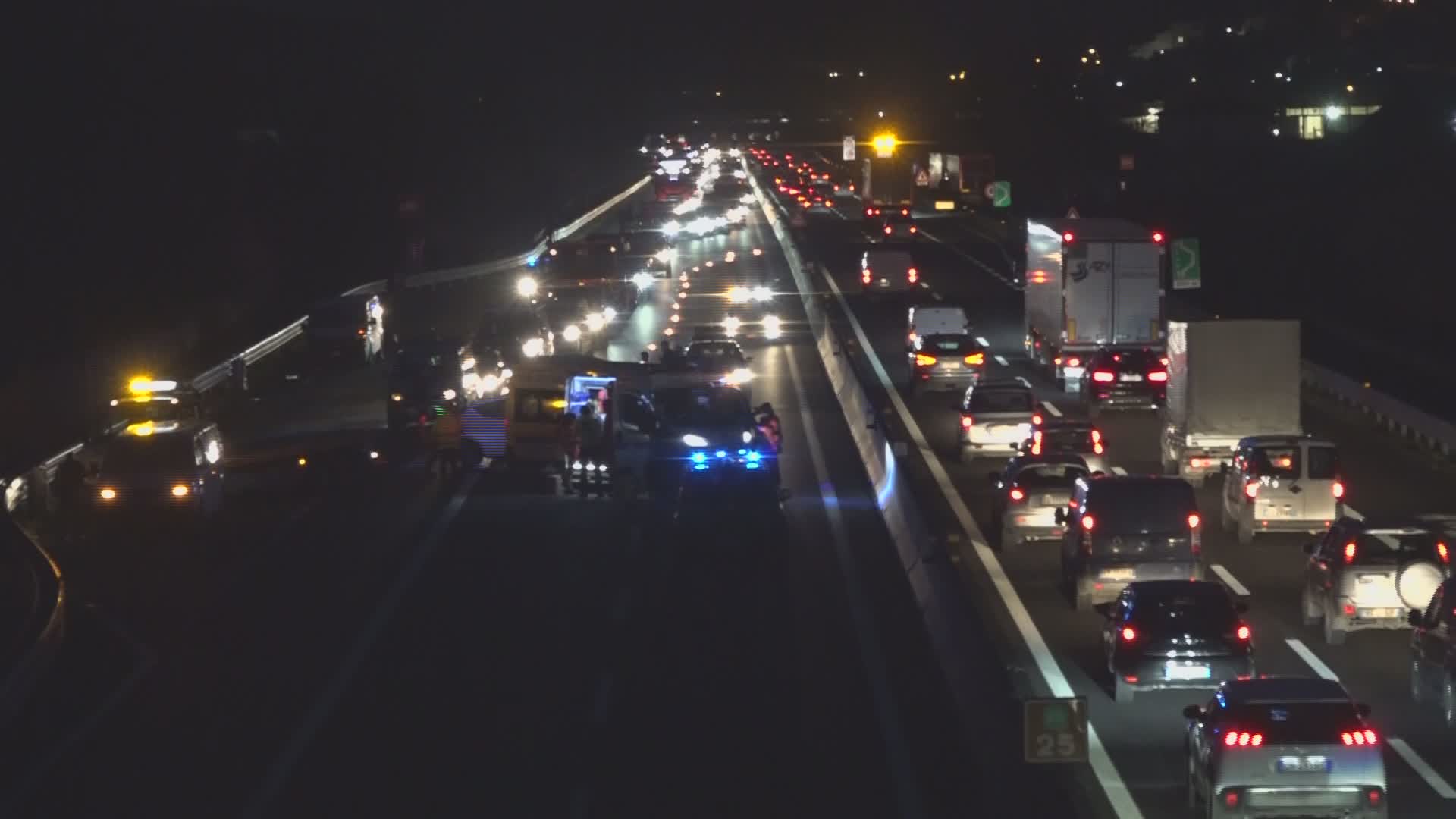 Incidente in autostrada tra Chiesina Uz. e Montecatini