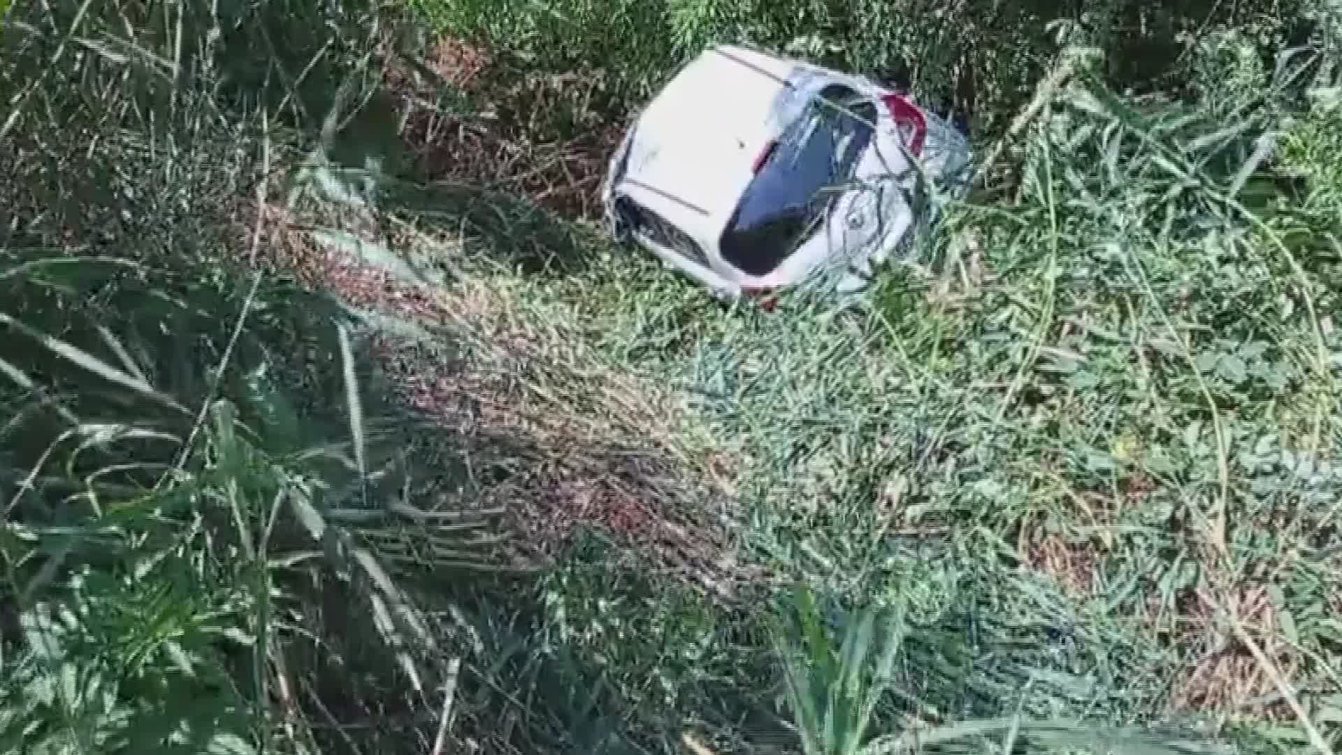 Pieve a Nievole. Auto nella scarpata