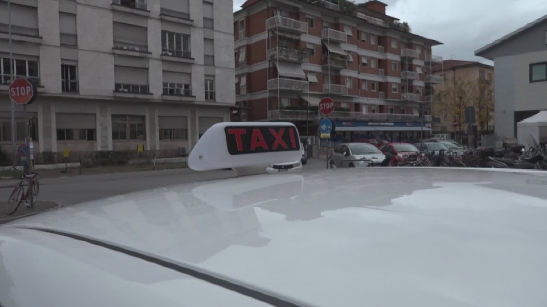 Pistoia - Potenziato il servizio taxi