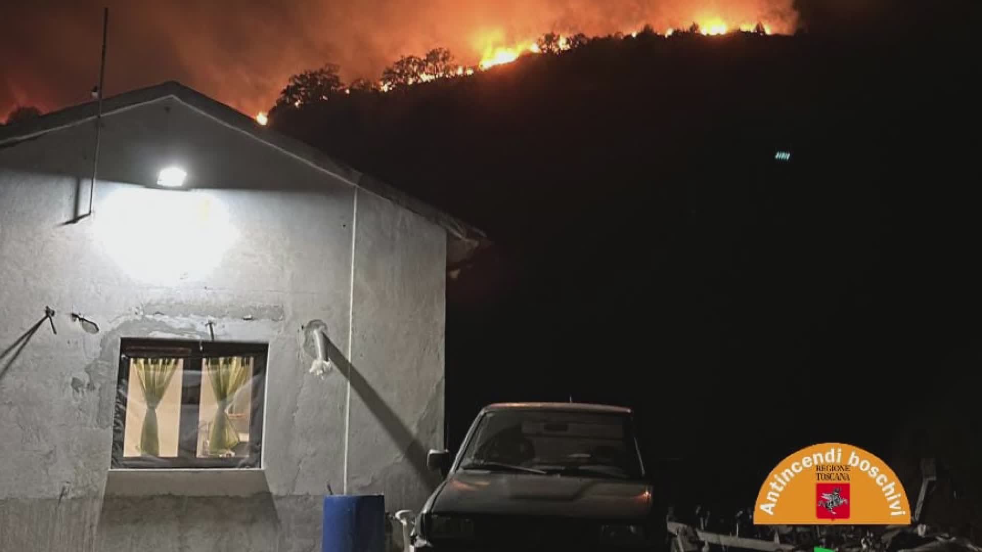 Elba. 14 ettari in fiamme, 700 evacuati