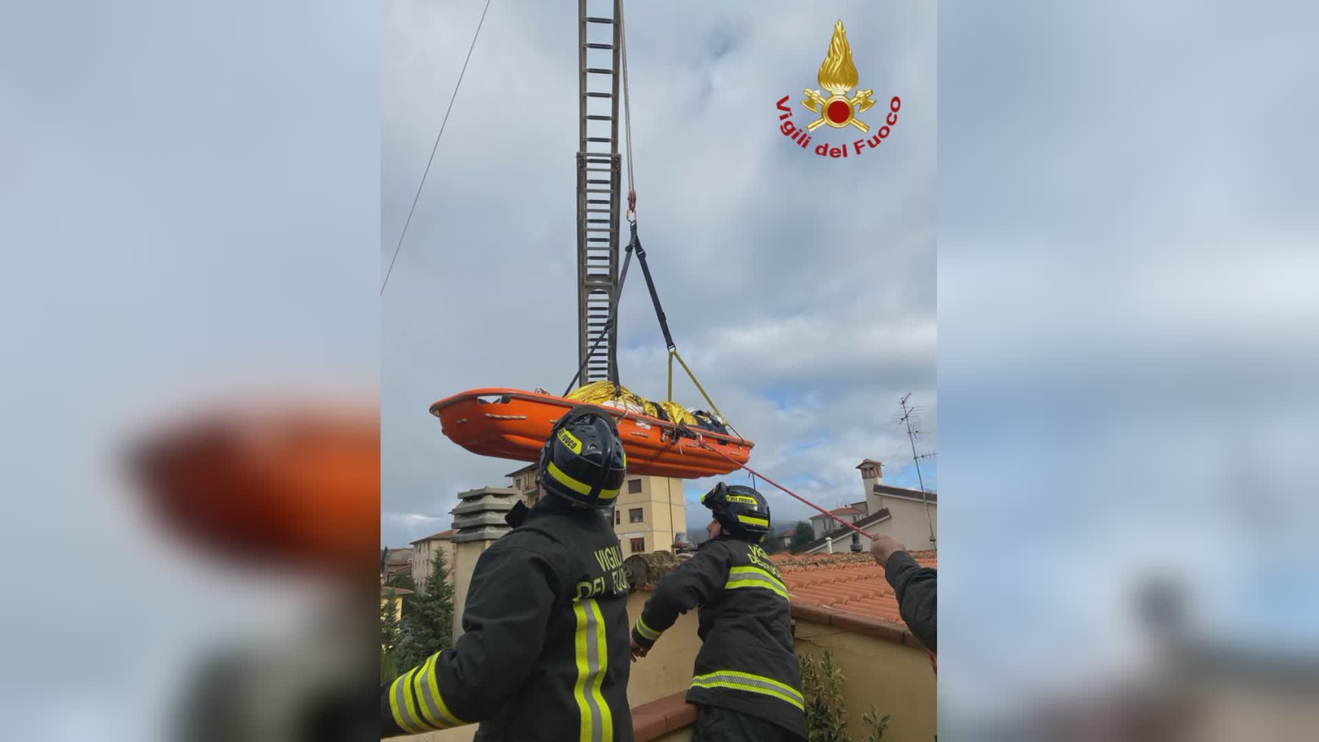 Pistoia: i Vigili del Fuoco in aiuto del 118