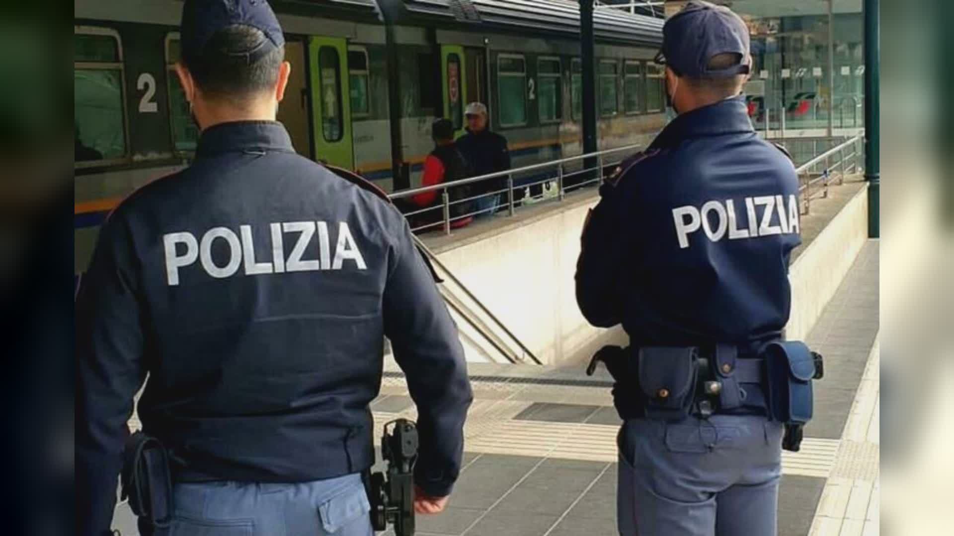 Pistoia: aggressione in treno, Polizia denuncia responsabile