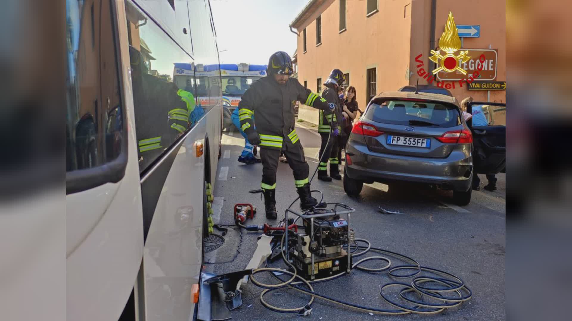 Bottegone (PT)- Incidente sulla Fiorentina: tra bus e 2 auto