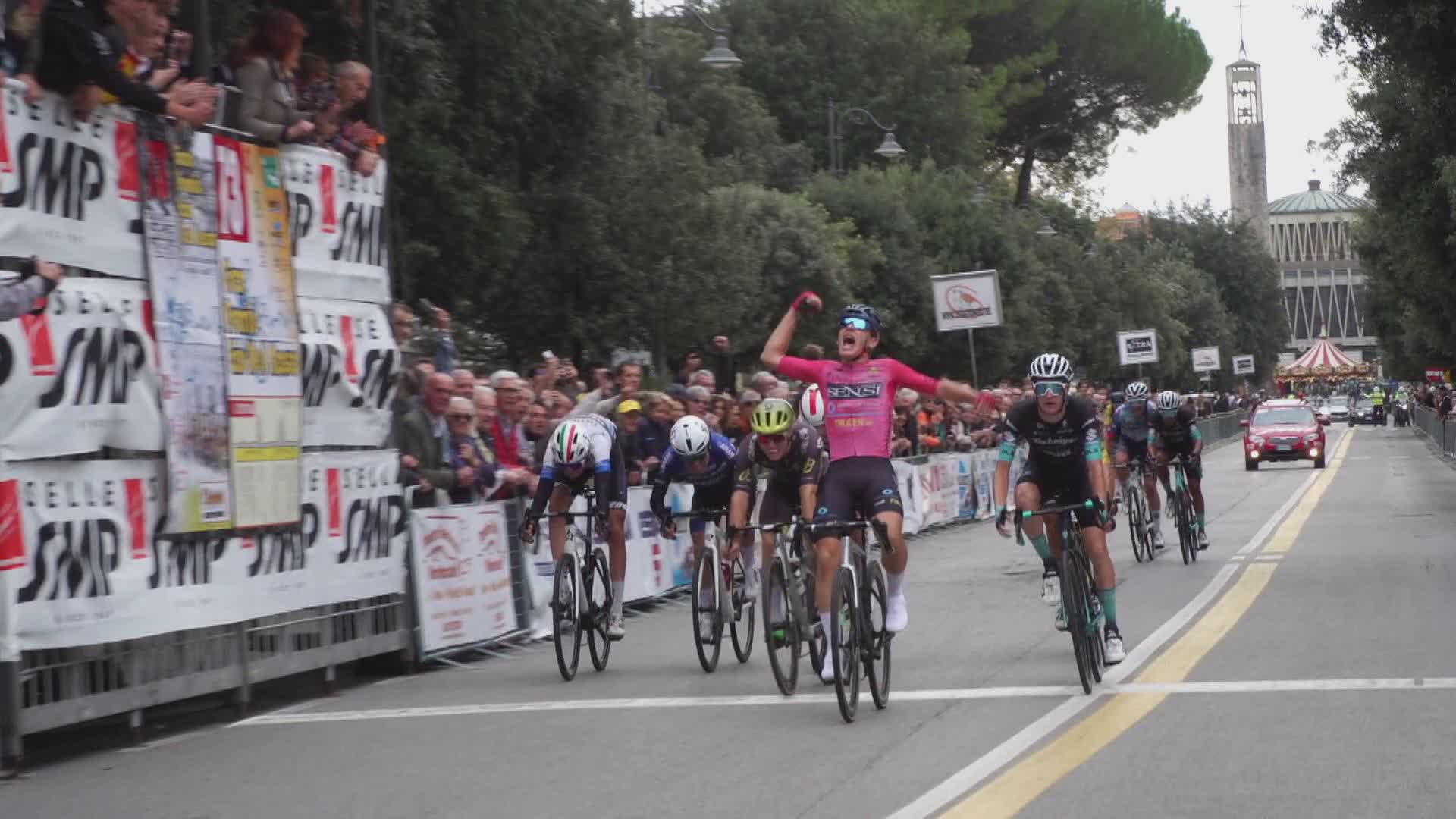 Ciclismo: Gp "Del Rosso", successo per il toscano Magli