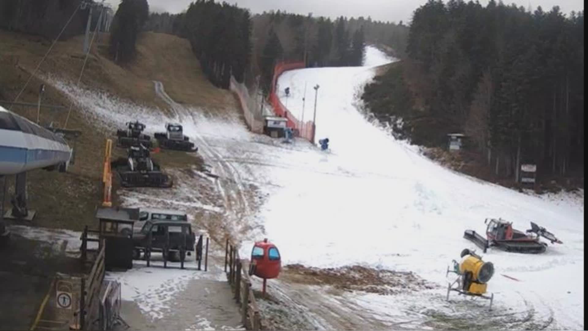 Neve, campo scuola aperti ad Abetone e ValdiLuce