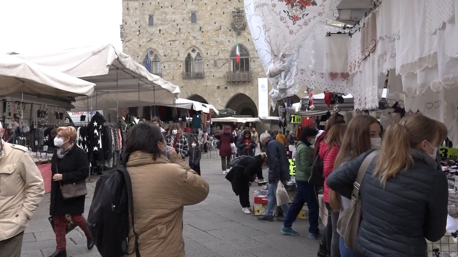 Domani a Pistoia mercato come ogni sabato