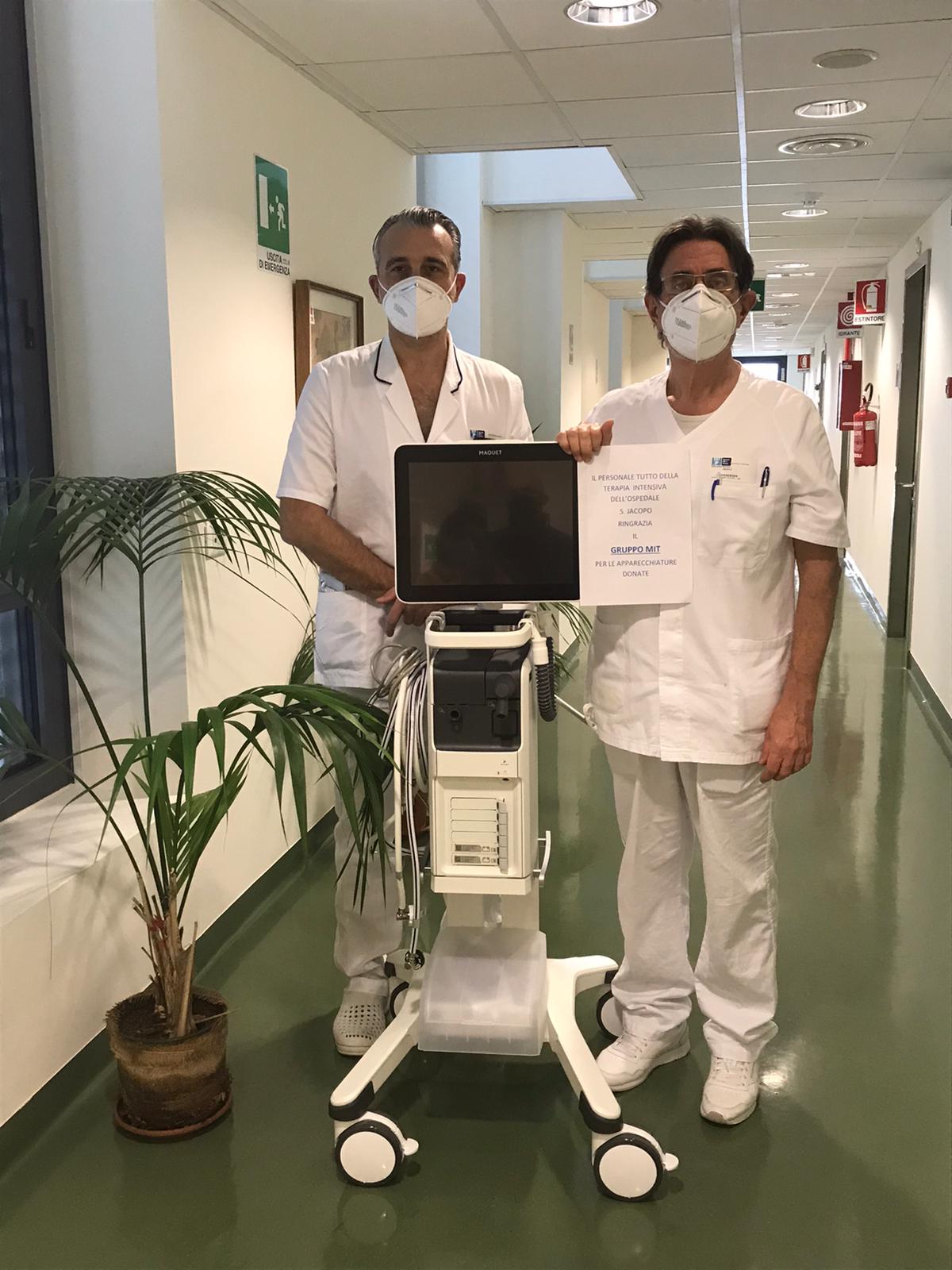 Un ventilatore polmonare in dono all'ospedale San Jacopo