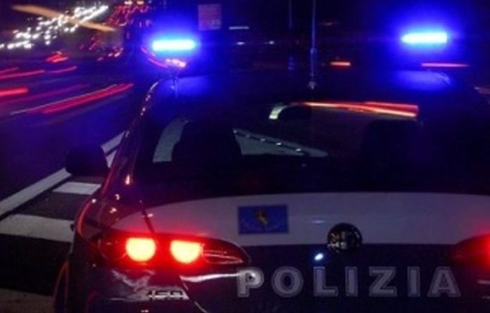 Abbandono di rifiuti; due denunciati dalla Polizia Stradale