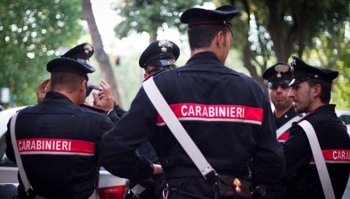 Carabinieri: arrestato per maltrattamenti