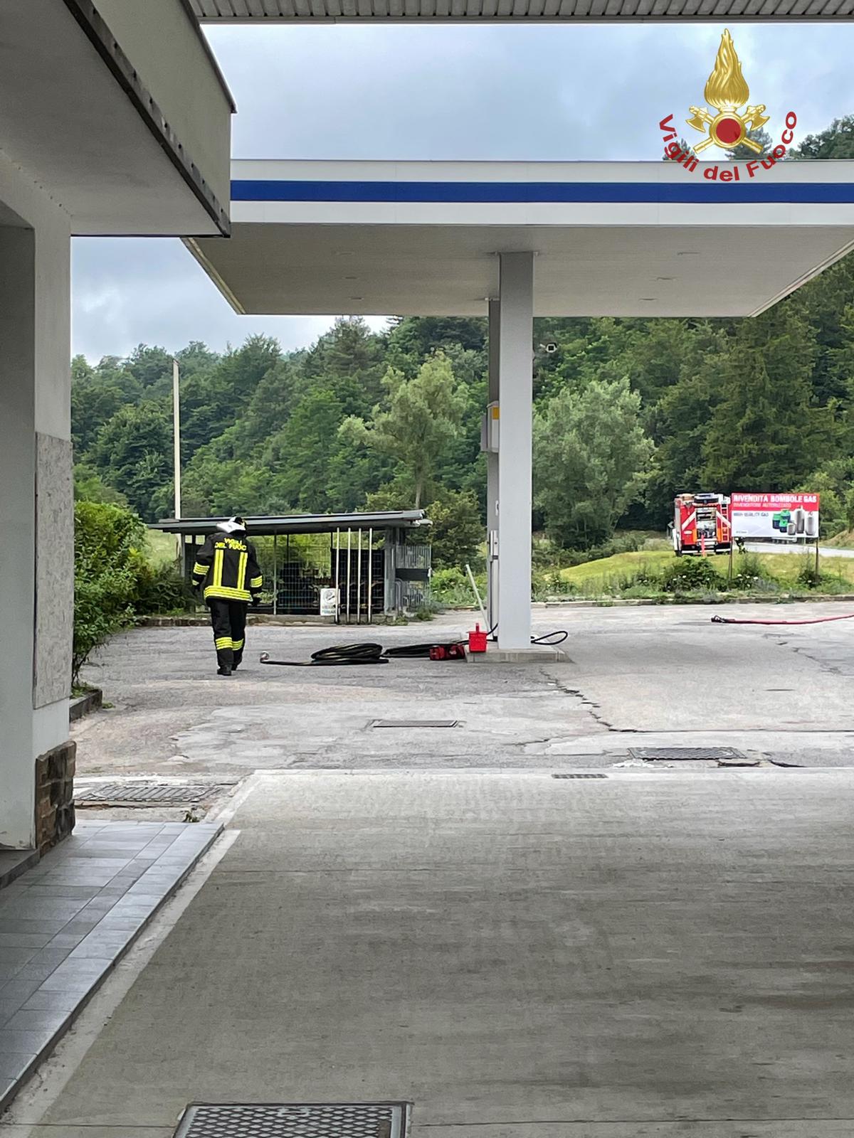 ​Cronaca, Montagna: fuoriuscita di gpl; Vigili del Fuoco in azione.