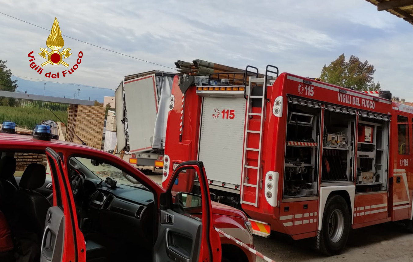 Incidente sul lavoro a Quarrata, feriti due operai